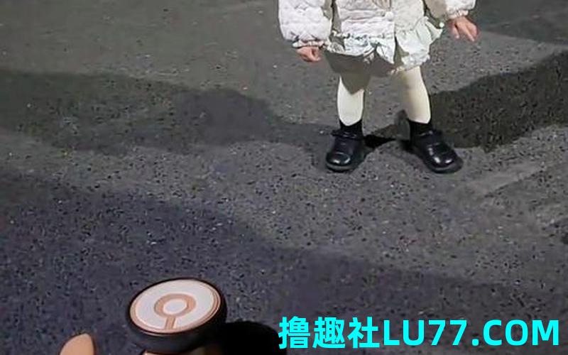 梦见踢翻小车 梦见踢翻小车