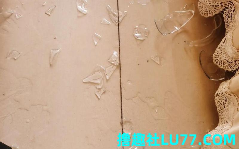 梦见摔杯