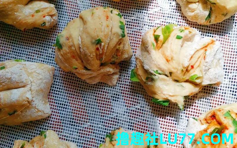 梦见蒸油卷子