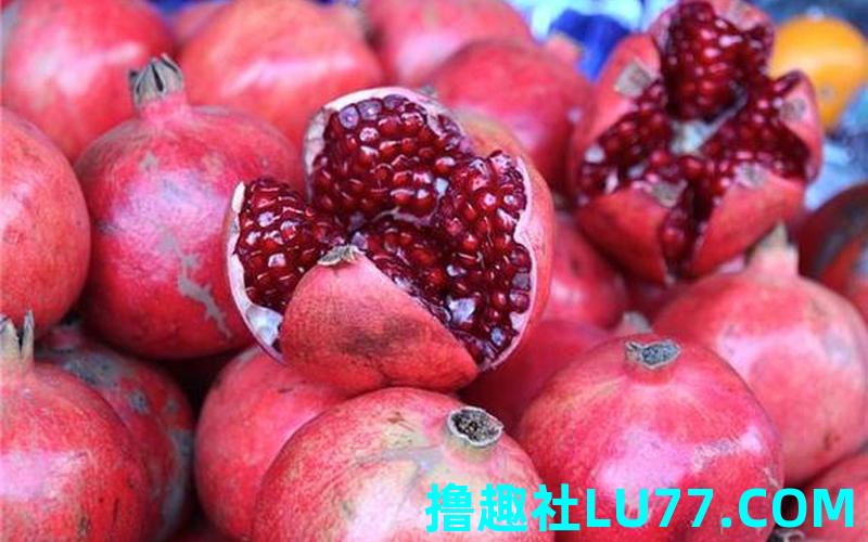 梦见载石榴