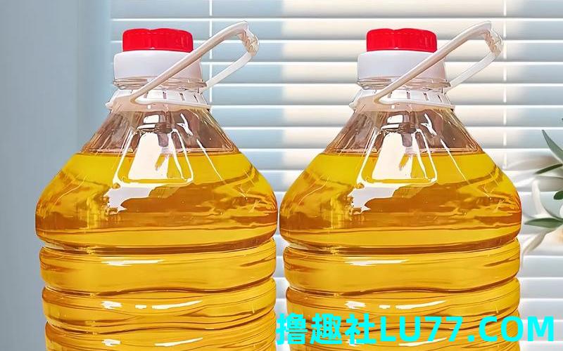 梦见一桶油