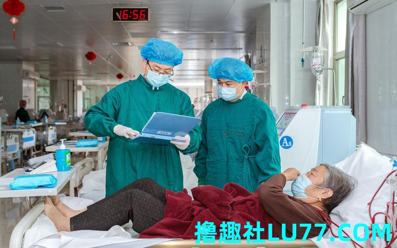 梦见自己给别人看病