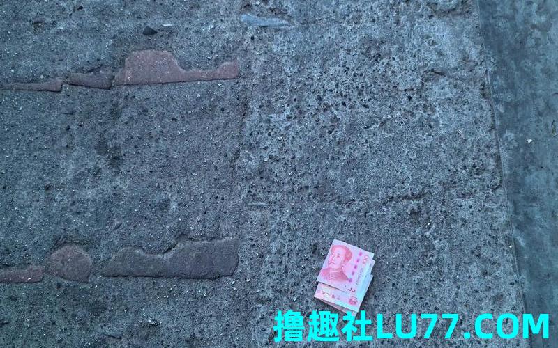 梦见捡两个钱包 梦见捡两个钱包