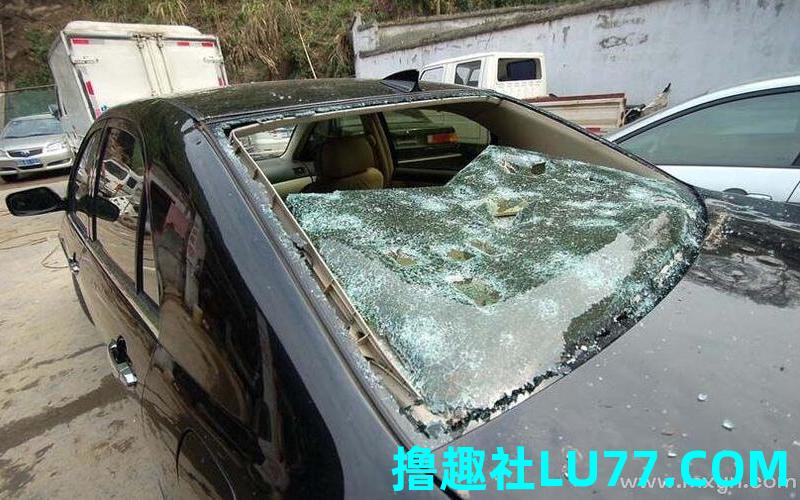 梦见别人被砸死 梦见别人被砸死