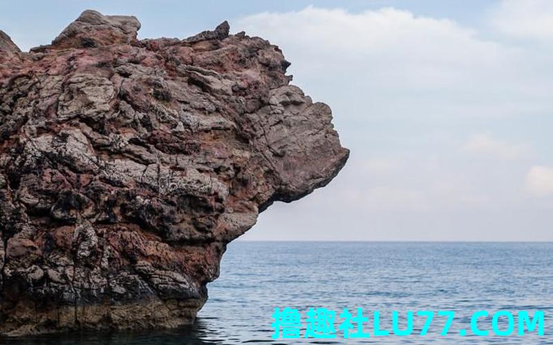 梦见海有岩石 梦见海有岩石