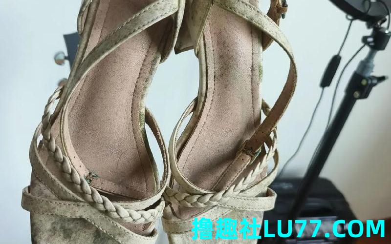 梦见鞋子变黑 梦见鞋子变黑