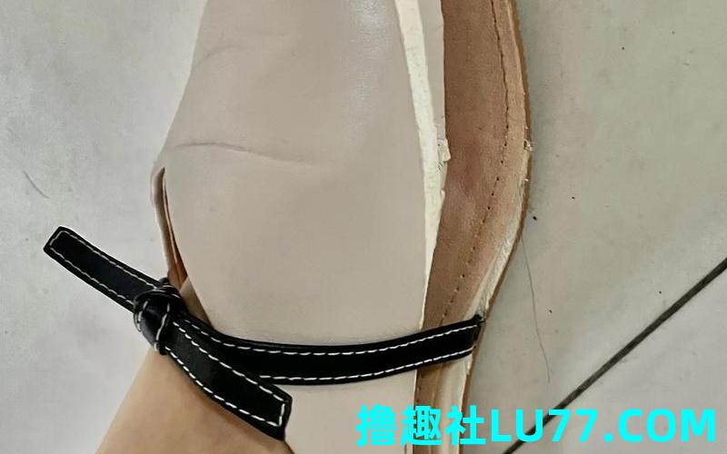 梦见鞋根列开
