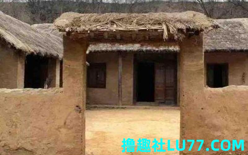 梦见土房