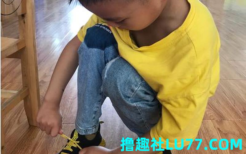 梦见鞋带散