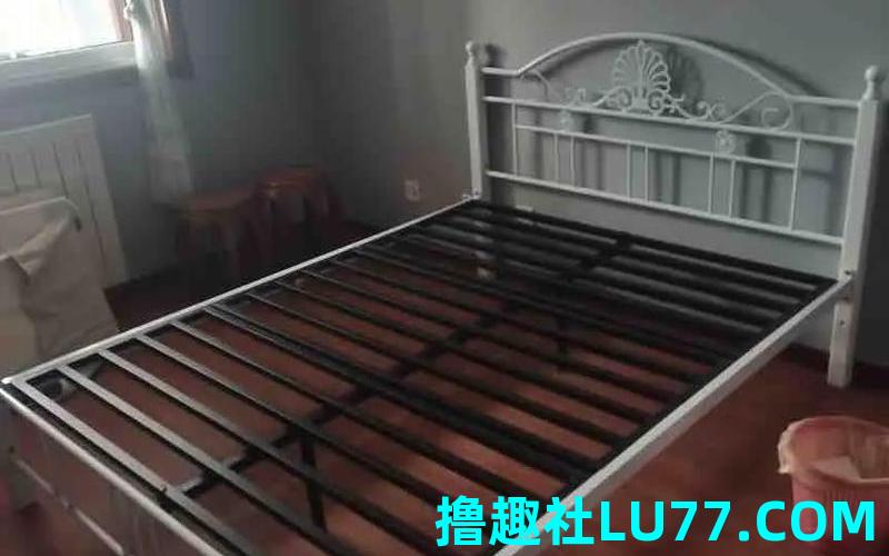 梦见铁床好不好