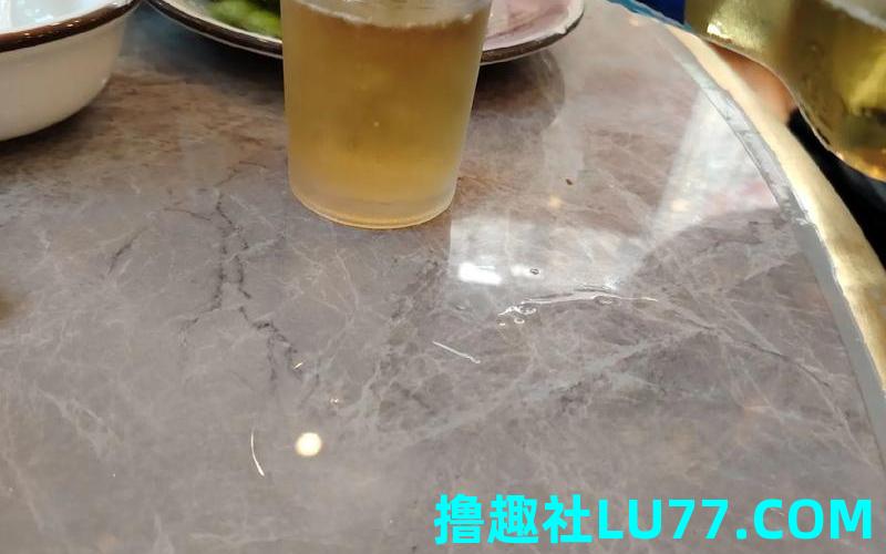 梦见 酒