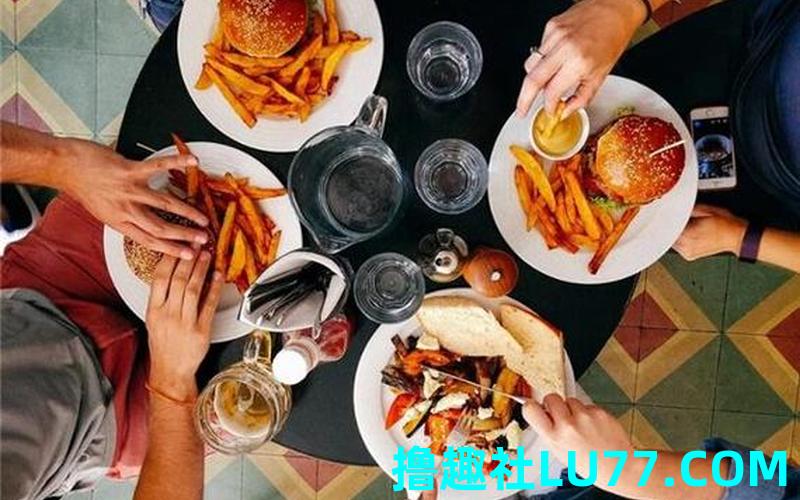 梦见老公一起吃饭 梦见老公一起吃饭