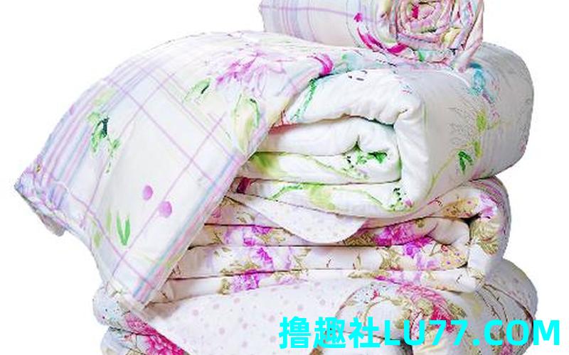 梦见自己破旧被子