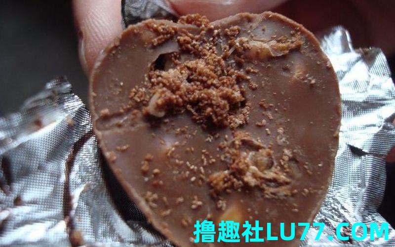 梦见虫子吃东西
