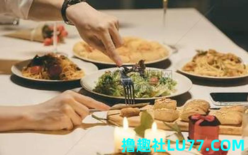 梦见与仇人吃饭 梦见与仇人吃饭