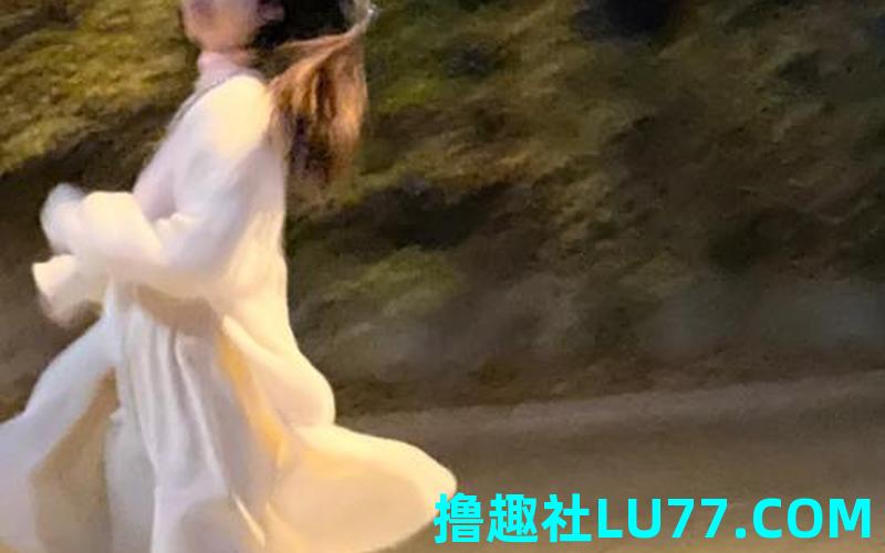 梦见白衣女鬼