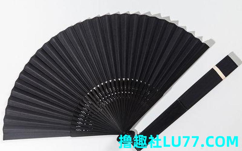 梦见黑色扇子 梦见黑色扇子