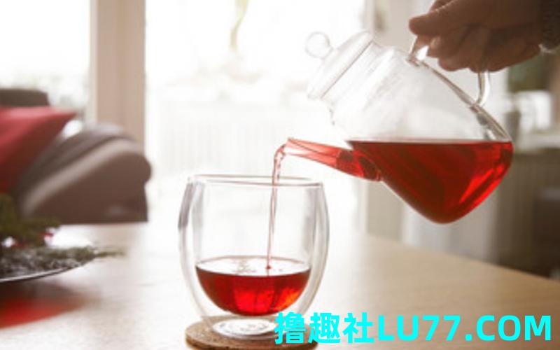 梦见黑水杯