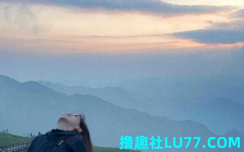 梦见躺在山石上 梦见躺在山石上
