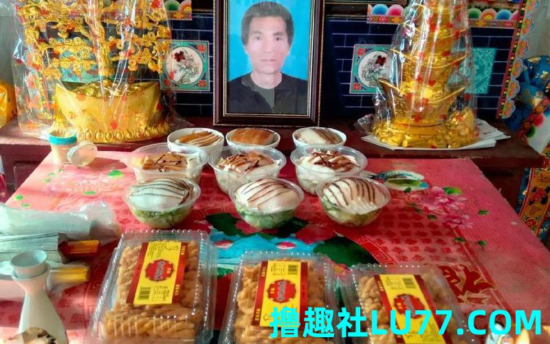 梦见死去的伯父还活着