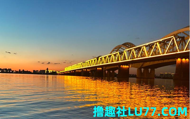 胎梦梦见江