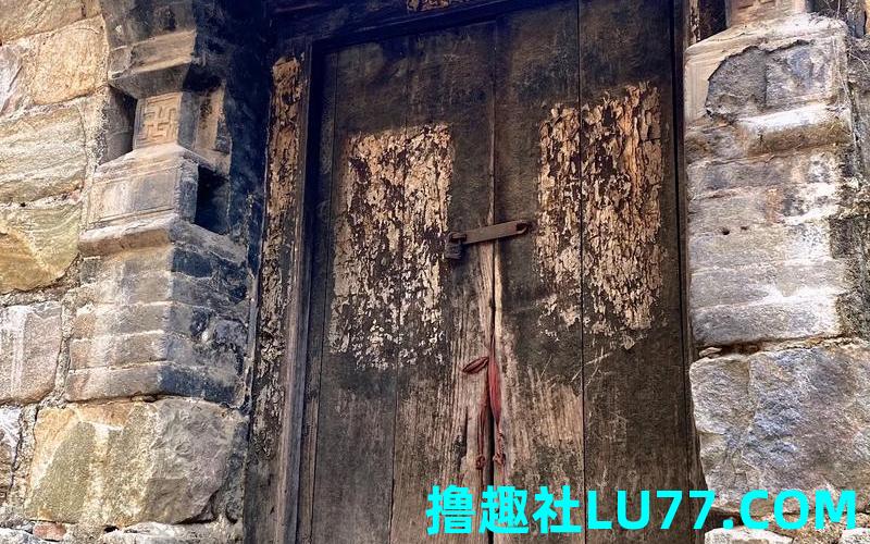 梦见老房子的门 梦见老房子的门