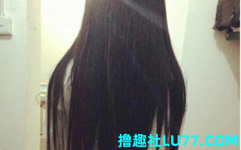 梦见长出黑头发
