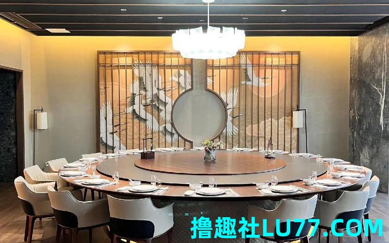 梦见超大餐桌 梦见超大餐桌