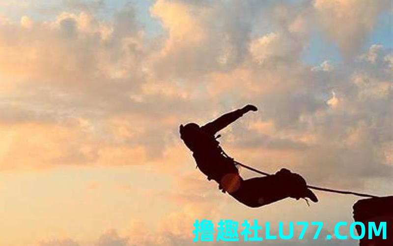 梦见踩空长高 梦见踩空长高