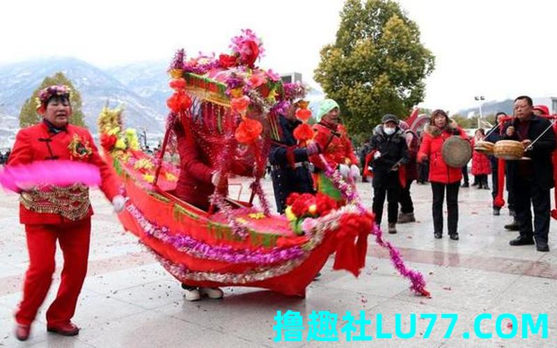 梦见过年彩船 梦见过年彩船