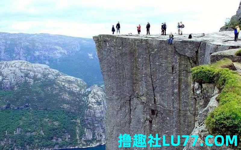 梦见放弃攀爬 梦见放弃攀爬