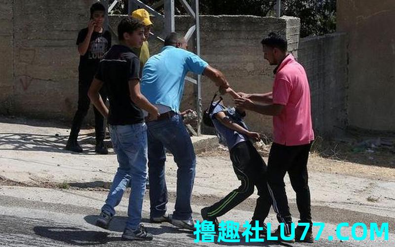 梦见母亲和别人打架 梦见母亲和别人打架
