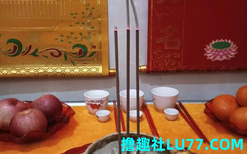梦见给祖宗烧香 梦见给祖宗烧香