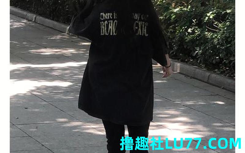 梦见黑色衣服 梦见黑色衣服