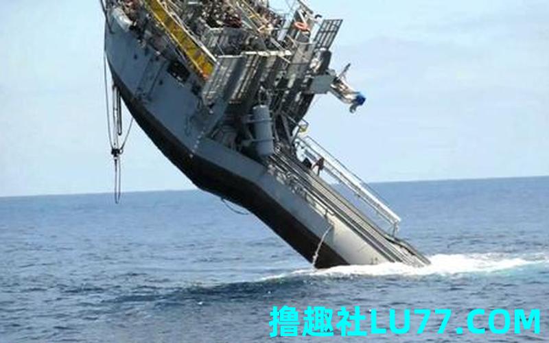 梦见船翻沉底 梦见船翻沉底