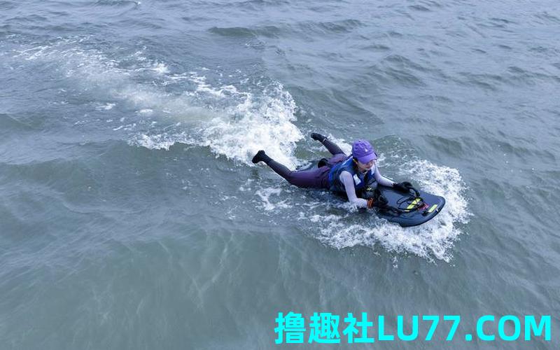 梦见用飘打水
