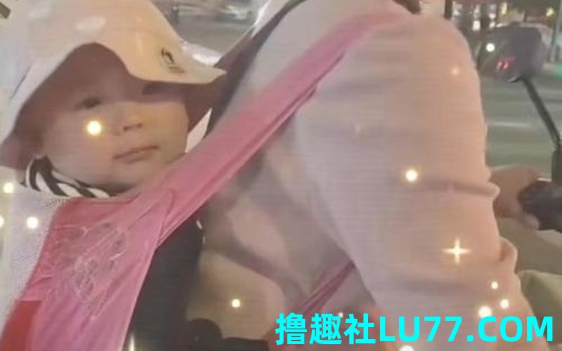 梦见自己背小女孩走路 梦见自己背小女孩走路