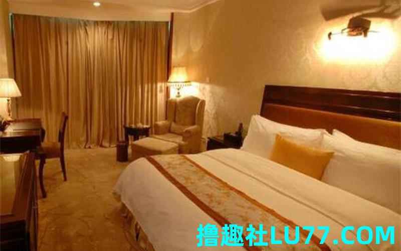 梦见酒店搬 梦见酒店搬